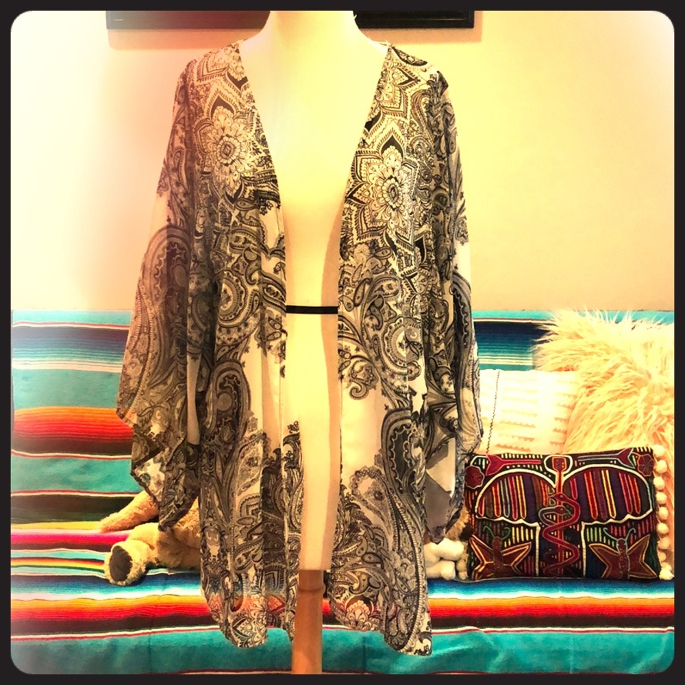 Paisley Kimono